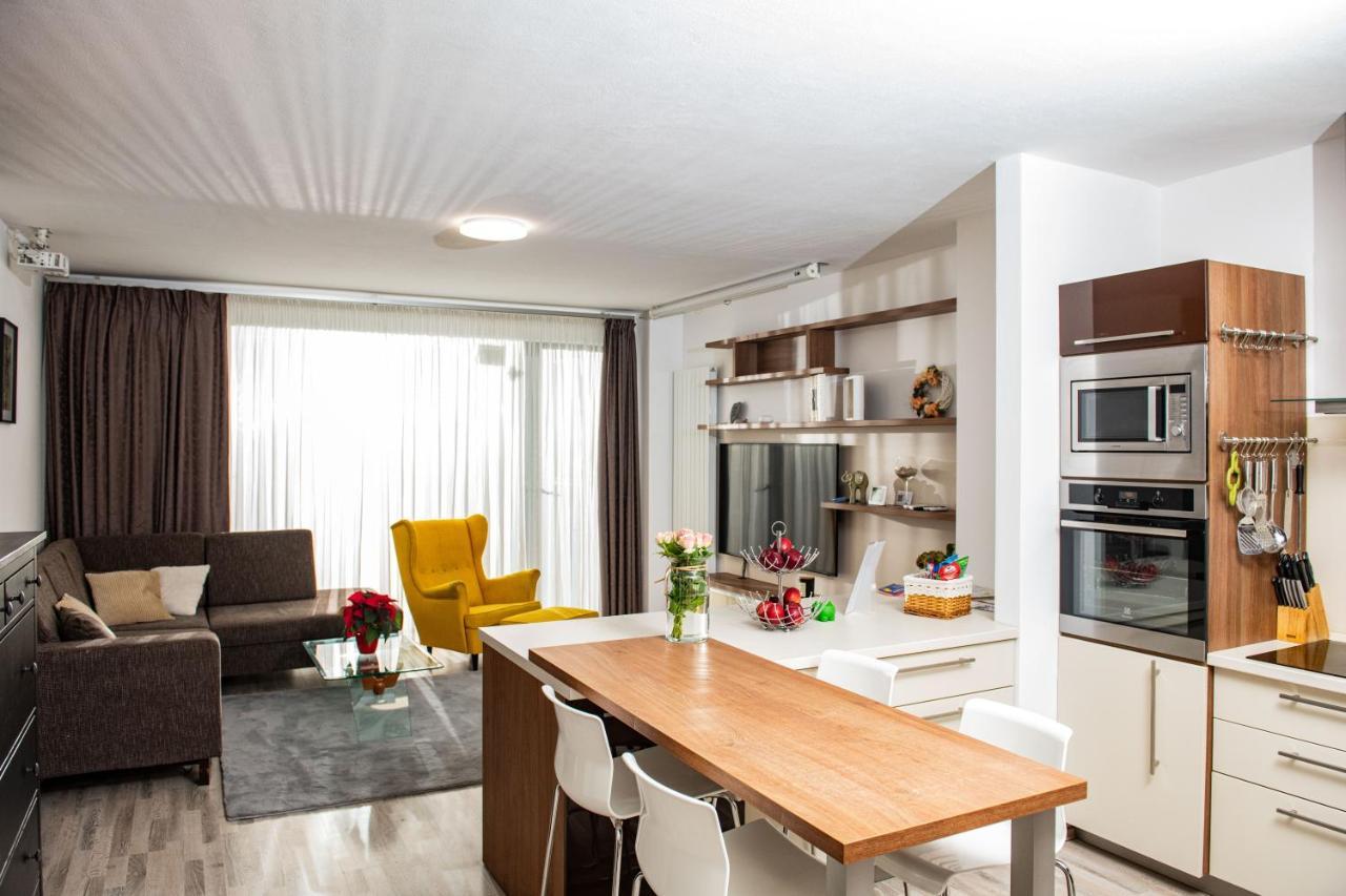 Forest Park Garden Apartment Pressburg Exterior foto