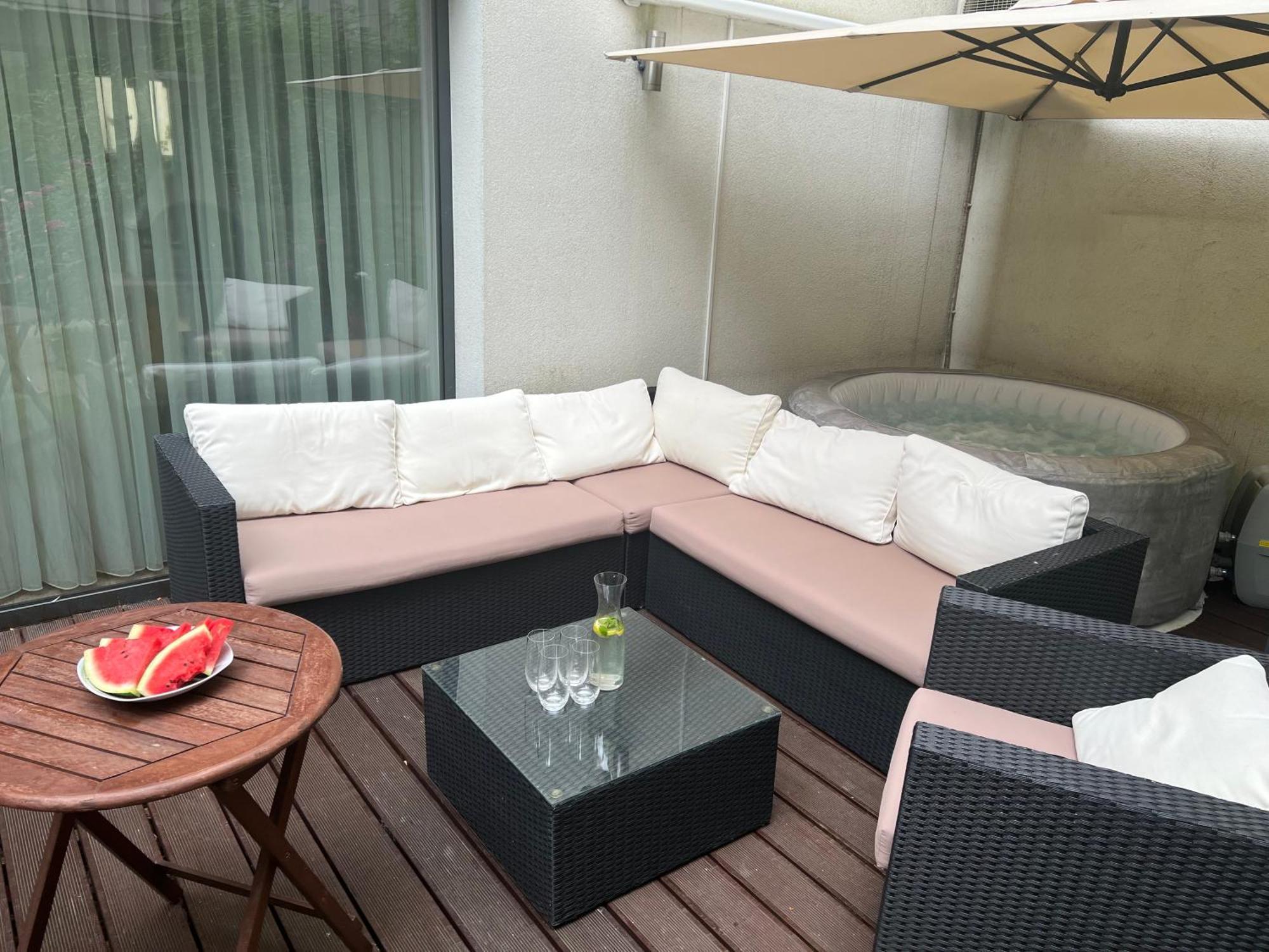 Forest Park Garden Apartment Pressburg Exterior foto